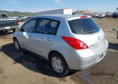 2010 Nissan Versa 1.8S z USA, uszkodzony, nr VIN 3N1BC1CP3AL430059